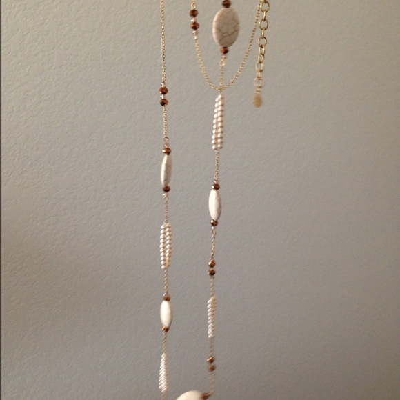 Neckless - Picture 2 of 4