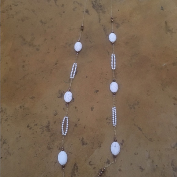 Neckless - Picture 3 of 4