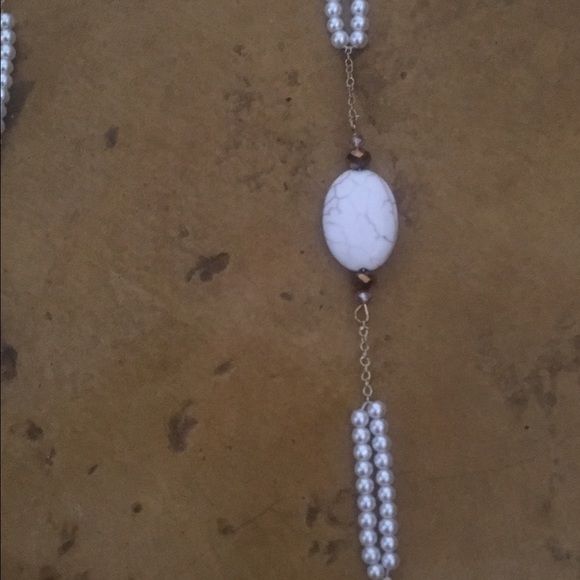 Neckless - Picture 4 of 4