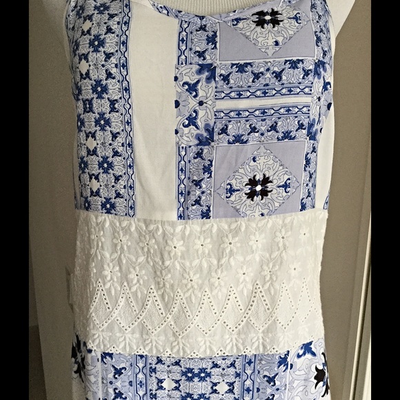 So Pretty!!! Blue & White Maxi Pink Stitch NWT - Picture 4 of 5