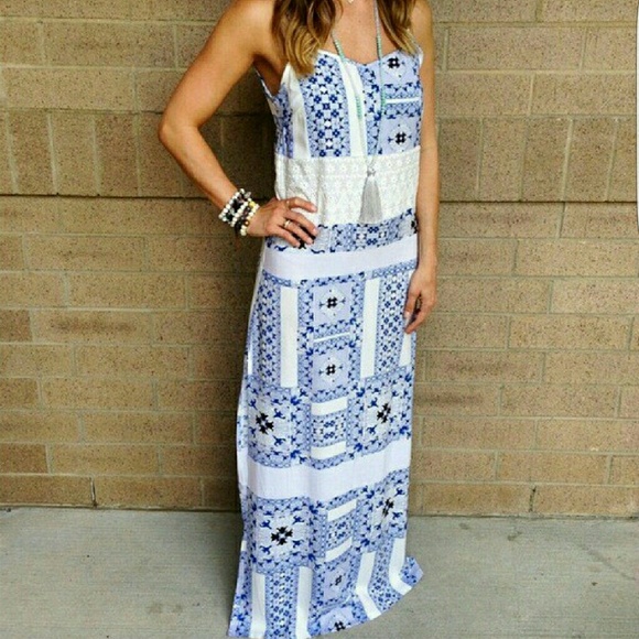 So Pretty!!! Blue & White Maxi Pink Stitch NWT - Picture 5 of 5
