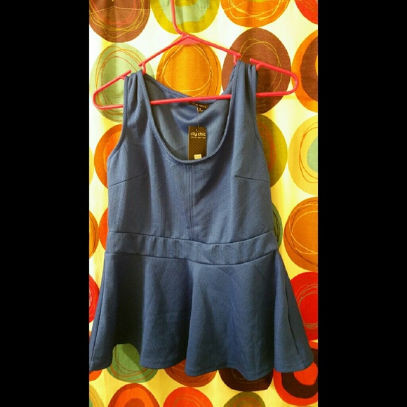 City chic peplum top