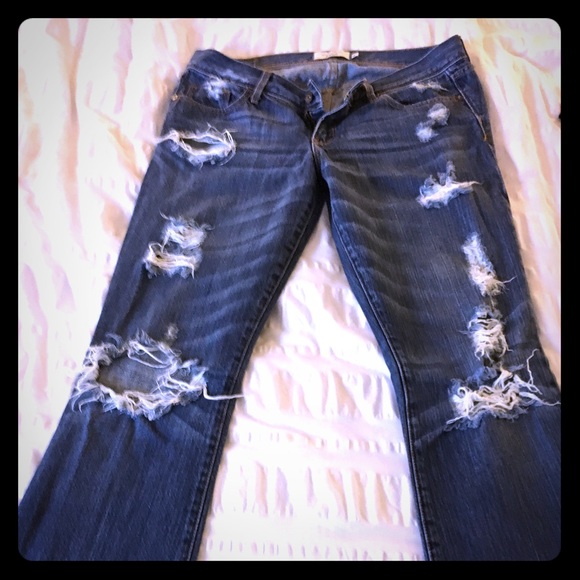Abercrombie distressed blue jeans. Size 4