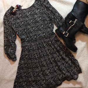 B&W abstract print baby doll dress