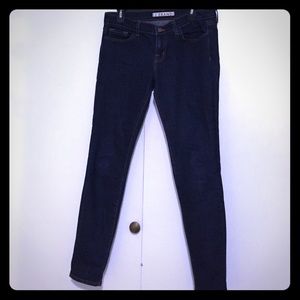 Skinny jeans- dark wash