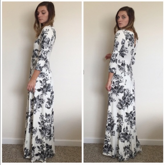 LAST ONE Antoinette • Floral Maxi Dress - Picture 2 of 3