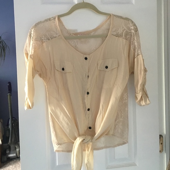 Adorable blouse
