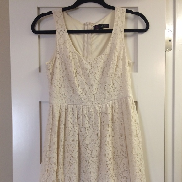 Lace dress