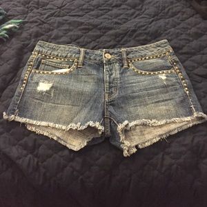 American eagle studded shorts