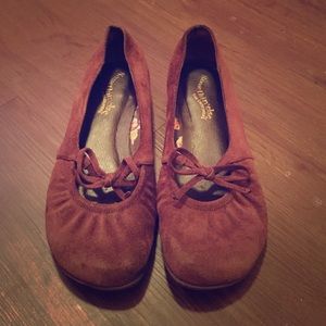 Sketchers size 7 brown flats