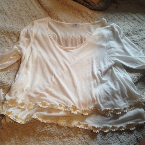Crop top daisy trade on hold - Picture 1 of 1