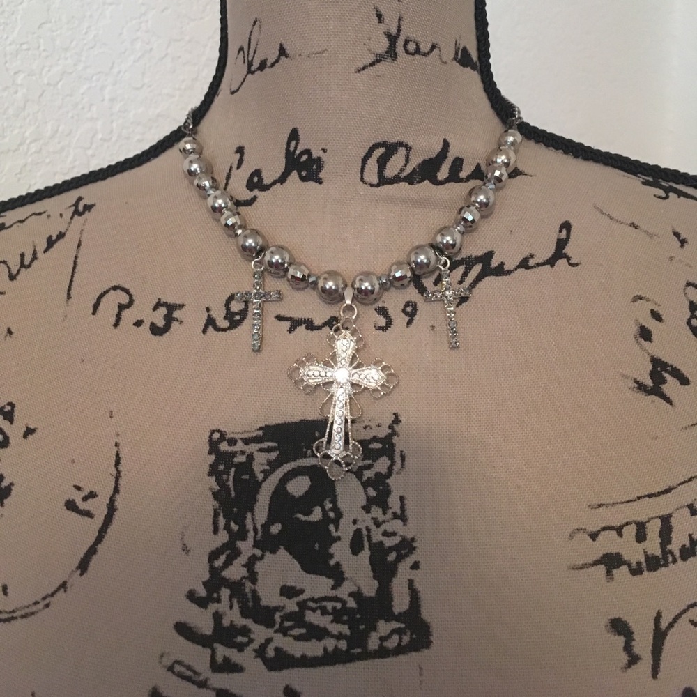Neckless