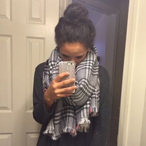 Meet your Posher, Keira