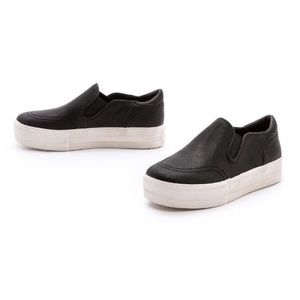 BLACK ASH SNEAKERS