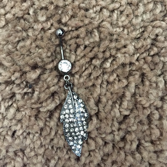 Hemitite Multi Paved Leaf Dangle Belly Button Ring