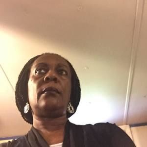 Meet your Posher, Glenda