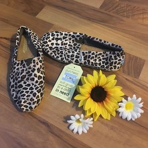 Cheetah Print Toms