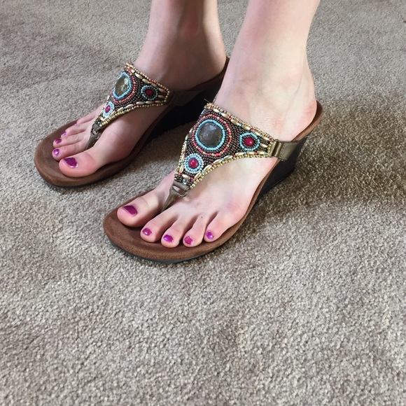 White Mountain Decorative Wedge Sandals.