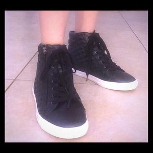 Dolce Vita Fashion Sneakers