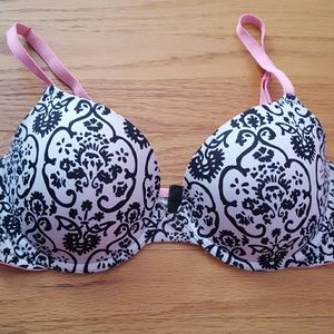 Victorias secret Pink 36c wear everywhere demi bra