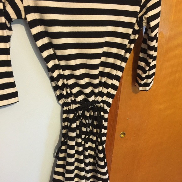 H&M dress - Picture 4 of 4