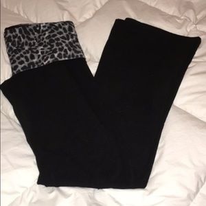 PINK cheetah print top yoga pants