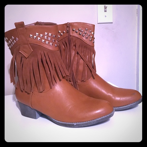 Fringe ankle boots