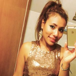 Meet your Posher, Ana