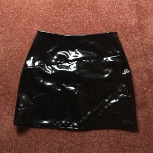 leather black mini skirt