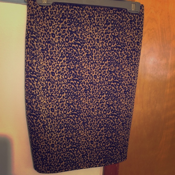 Body con Skirt - Picture 1 of 2