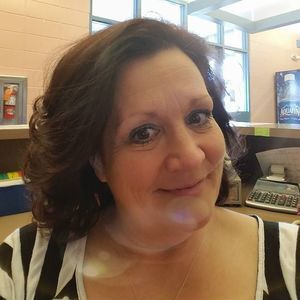 Meet your Posher, Brenda