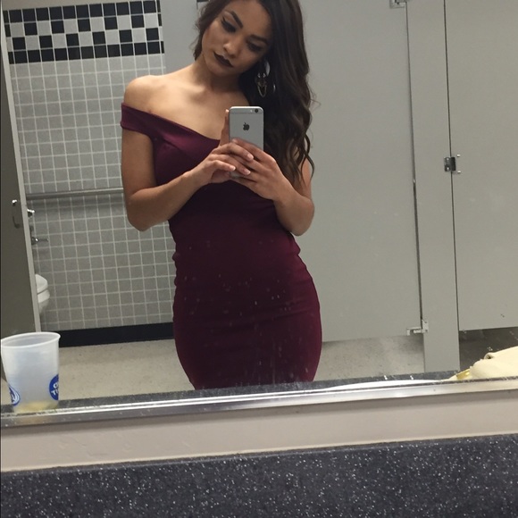 Maroon off the shoulder midi dress