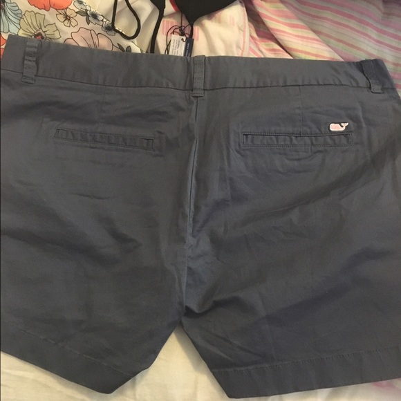 Vineyard vine shorts NWT - Picture 2 of 4