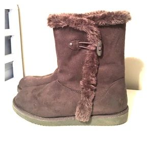 Brand new Brown faux fur boots