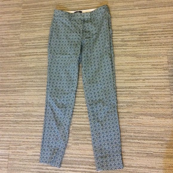 ankle patterned pants