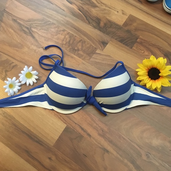 ‼️SOLD‼️Blue and white bikini top