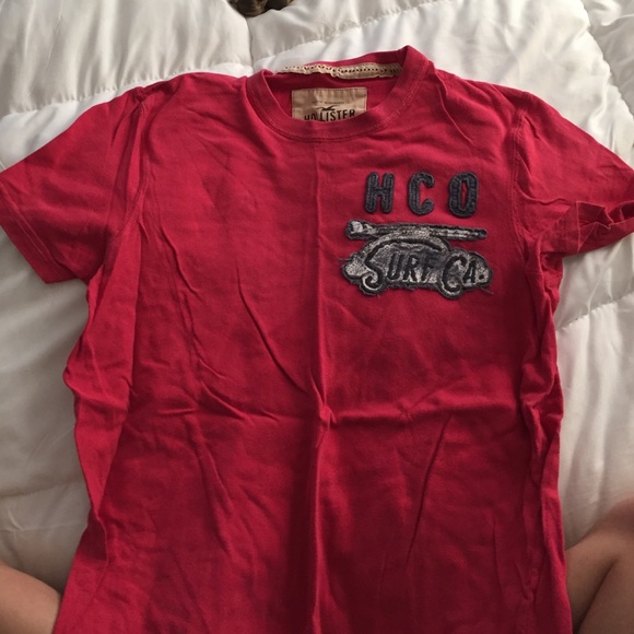 Boys Hollister Tee!