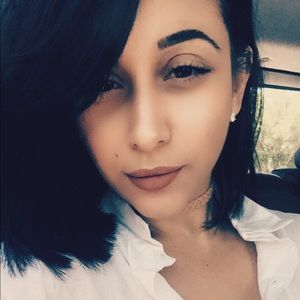 Meet your Posher, Lynette