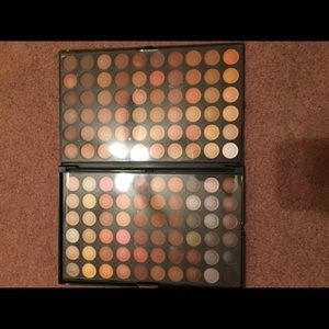Eyeshadow palette