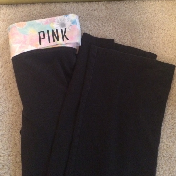 Victoria's Secret PINK yoga pants - Picture 2 of 3
