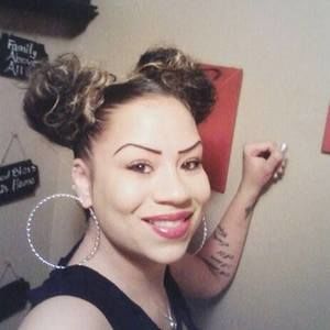 Meet your Posher, Iris