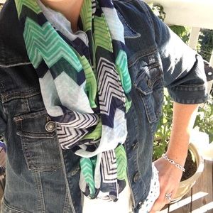 Summer scarf! ☀️☀️ never worn