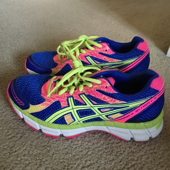 Asics running shoes size 7