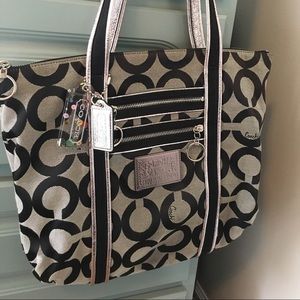 Coach Poppy Tote