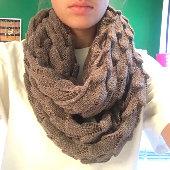 infinity scarf