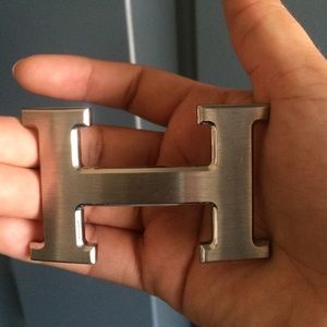 Hermes buckle