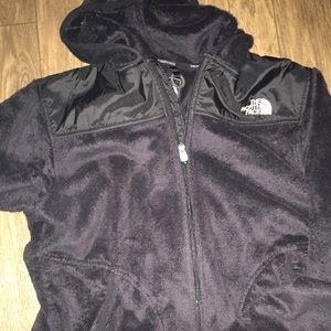 NORTH FACE BLACK JACKET