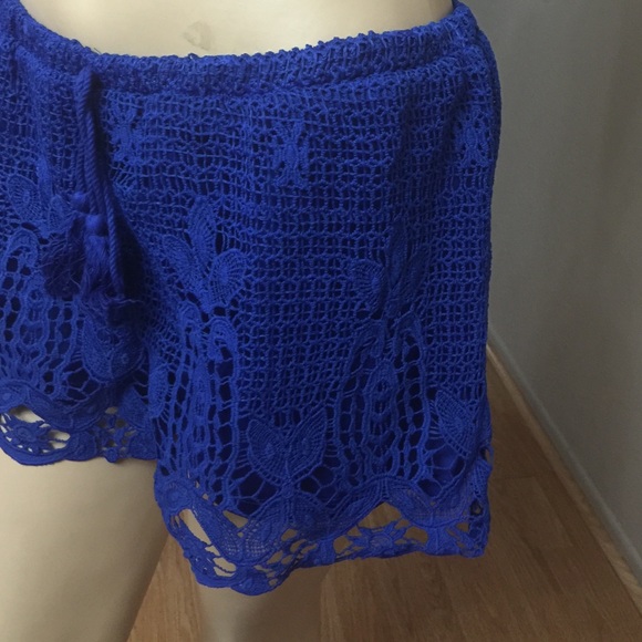 ❌SOLD❌💙 Blue Crochet Shorts 💙 - Picture 2 of 3