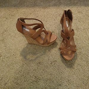 Brown wedges