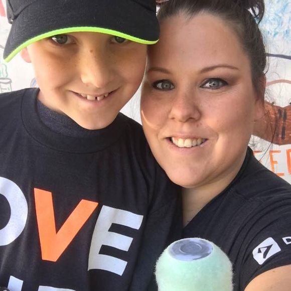 Meet your Posher, Jennifer - Picture 1 of 1